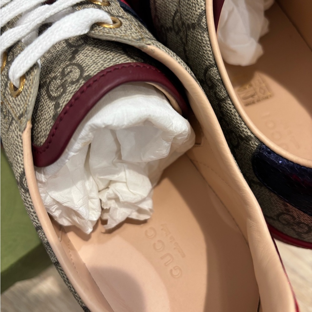 Gucci GG Canvas Sneakers - Picture 6 of 8
